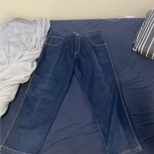 Fubu jeans very hip hop great baggy on the jeans hmu with offers worn once